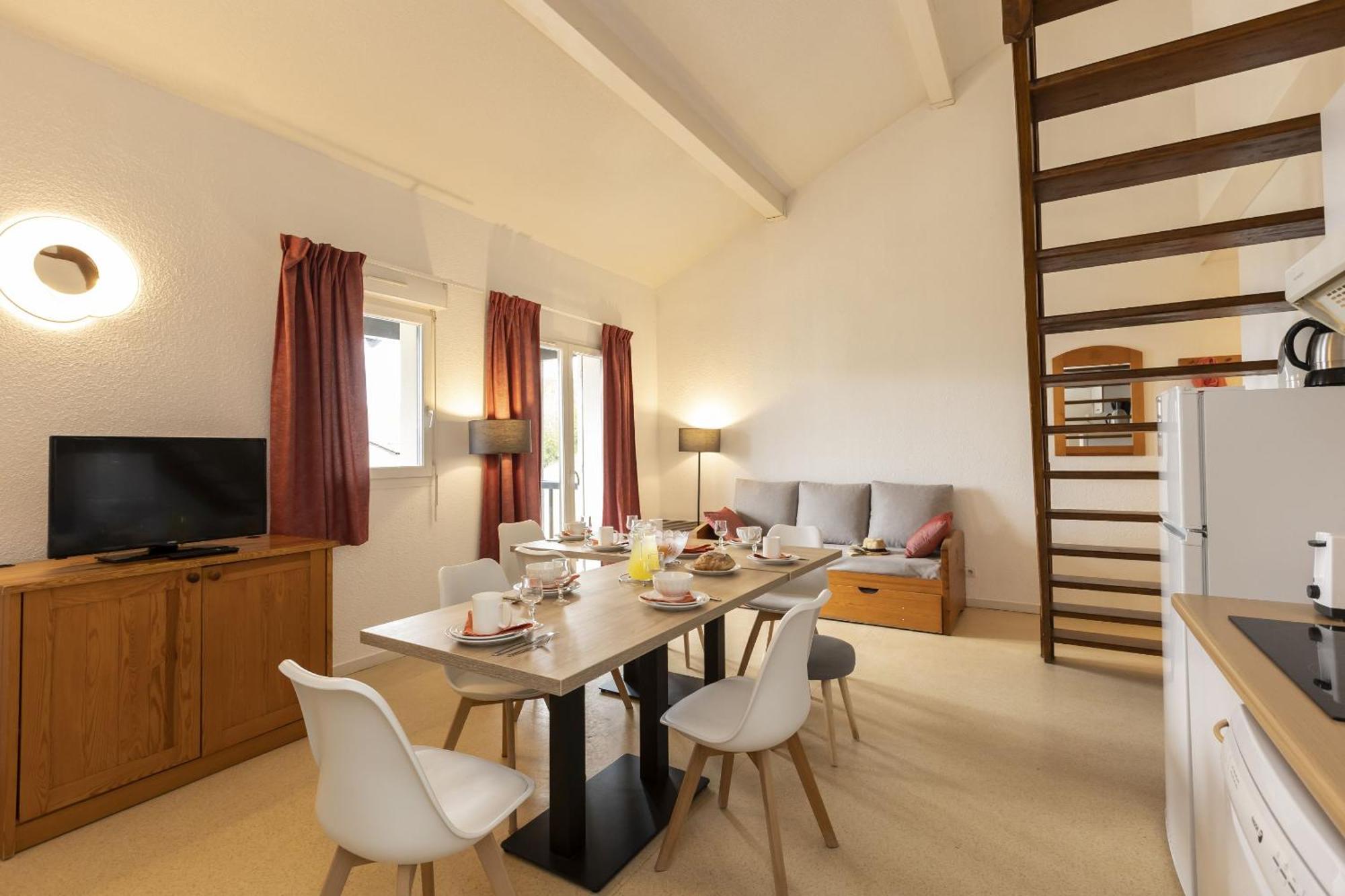 Residence Odalys Mille Soleils Font-Romeu-Odeillo-Via Exterior foto