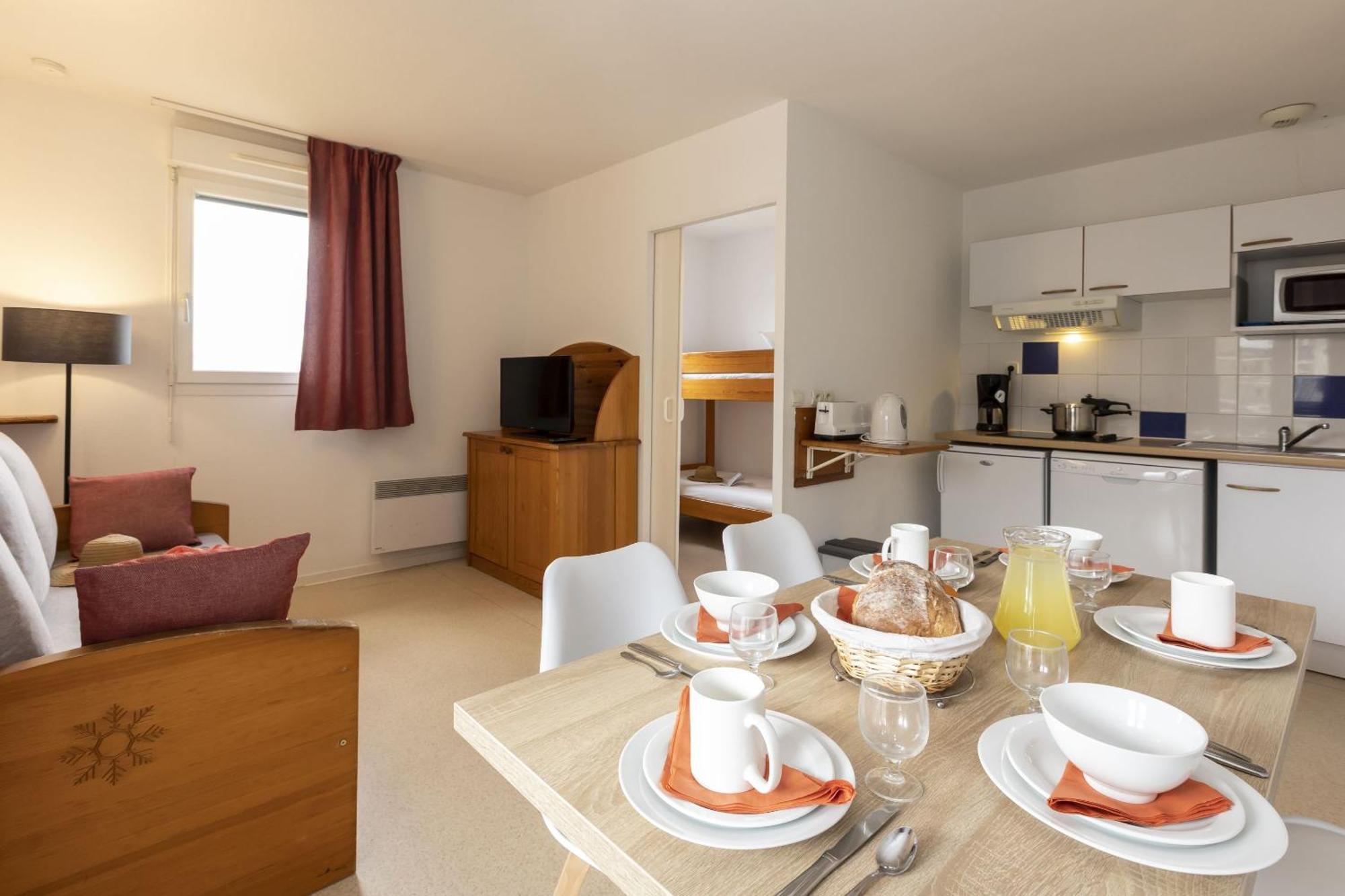 Residence Odalys Mille Soleils Font-Romeu-Odeillo-Via Exterior foto